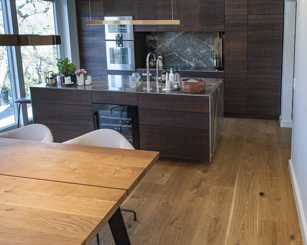 Plankegulv i eg med UV matlak - Manhattan - Bredde 190 mm