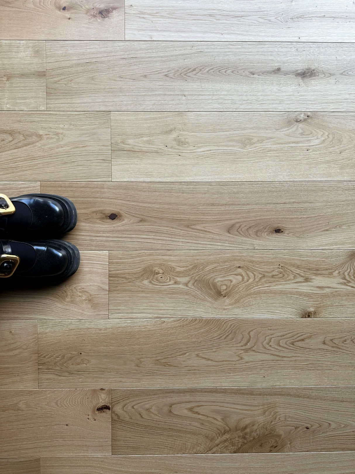 Plankegulv i eg med klar olie og UV matlak - Grand Canyon - Bredde 190 mm