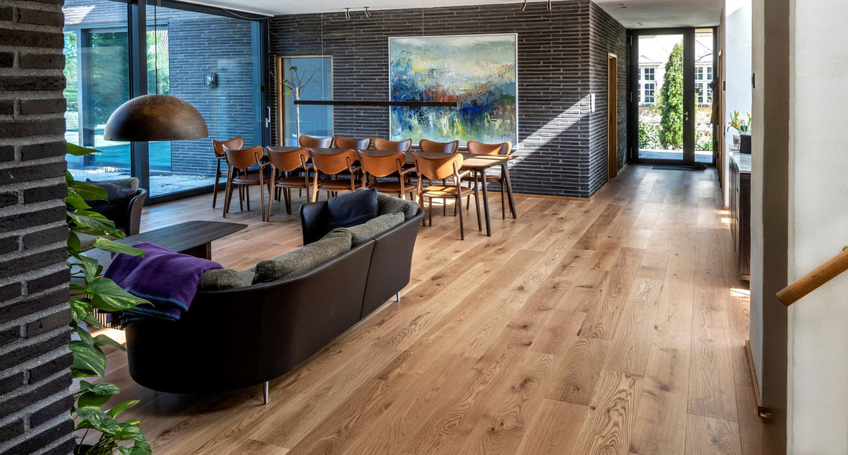 Plankegulv i eg - Natural - Bredde 203 mm