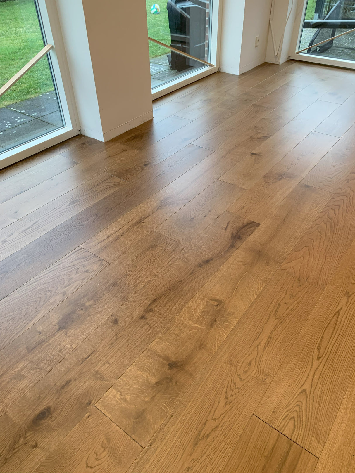 Plankegulv i eg - Cork - Bredde 203 mm